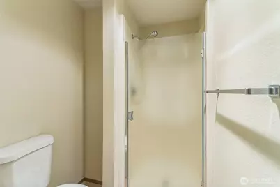 921 Pershing Avenue #203, Bremerton, WA 98312 - Photo 14