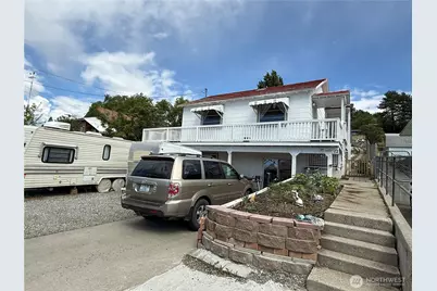 12 Dewberry Avenue W, Omak, WA 98841 - Photo 2