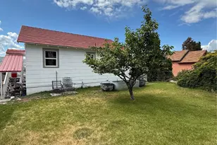 12 Dewberry Ave W, Omak, WA 98841 - Photo 4