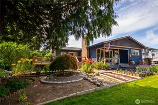 241 9th St, Blaine, WA 98230 - Photo 2