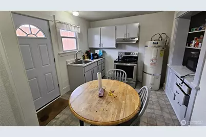 801 Church Street, Kelso, WA 98626 - Photo 8