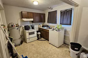 801 Church St, Kelso, WA 98626 - Photo 4