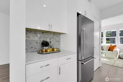 8040 19th Avenue NW, Seattle, WA 98117 - Photo 8