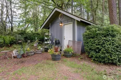 9535 Olalla Valley Road SE, Port Orchard, WA 98367 - Photo 32