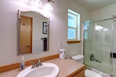 9535 Olalla Valley Road SE, Port Orchard, WA 98367 - Photo 22