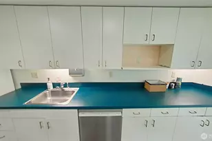 110 James St, Edmonds, WA 98020 - Photo 6