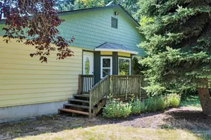 10025 NE Ward Rd, Brush Prairie, WA 98606 - Photo 2