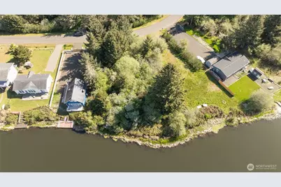 893 Albion Avenue SE, Ocean Shores, WA 98569 - Photo 8