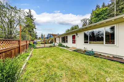 806 N Larch Avenue, Port Angeles, WA 98362 - Photo 32