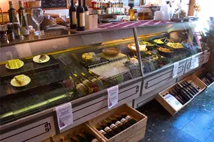 107 W 3rd Ave, Ellensburg, WA 98926 - Photo 2