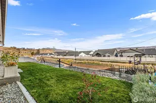 985 Spring Mountain Dr, Wenatchee, WA 98801 - Photo 28