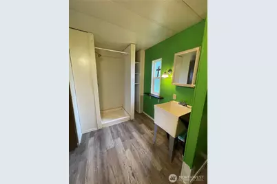 1050 Howard Street #10, Raymond, WA 98577 - Photo 8