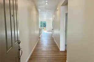 13612 187 St E, Puyallup, WA 98374 - Photo 2