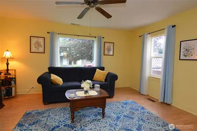 1605 7th Avenue, Longview, WA 98632 - Photo 6