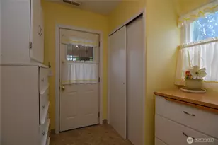 1605 7th Ave, Longview, WA 98632 - Photo 20