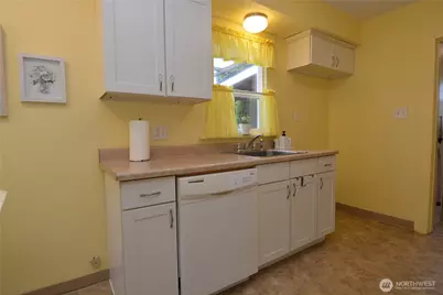 1605 7th Avenue, Longview, WA 98632 - Photo 10