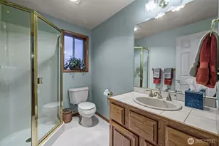 6830 Meadowdale Beach Rd, Edmonds, WA 98026 - Photo 12