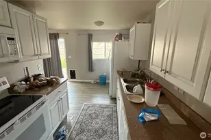 47 SE 10th St, College Place, WA 99324 - Photo 10