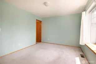 161 W Whidbey Ave, Oak Harbor, WA 98277 - Photo 24