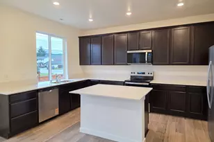 710 Teetor Cir NW, Orting, WA 98360 - Photo 4