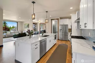 1048 Malvern Hills Dr, Camano Island, WA 98282 - Photo 4