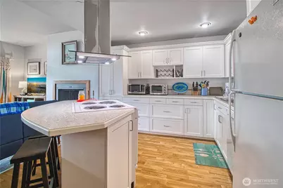 7806 Birch Bay Dr #1007, Blaine, WA 98230 - Photo 2