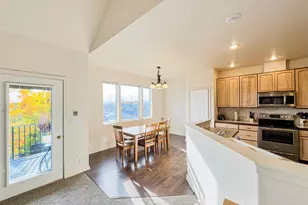 718 SE Scenic View Dr, College Place, WA 99324 - Photo 18