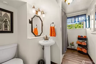 2423 Day Island Blvd W, University Place, WA 98466 - Photo 28