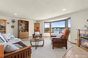 2423 Day Island Blvd W, University Place, WA 98466 - Photo 10