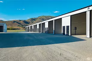 73 E Shop Ave, Chelan, WA 98816 - Photo 8