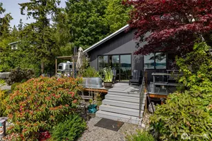 17238 Maple Ln, La Conner, WA 98257 - Photo 2