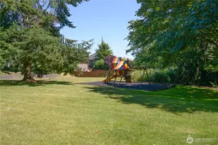 1048 Cassius Ct, Camano Island, WA 98282 - Photo 38