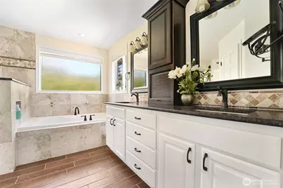 1048 Cassius Court, Camano Island, WA 98282 - Photo 24