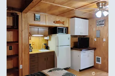 11 N Duckabush Dr E, Hoodsport, WA 98548 - Photo 4