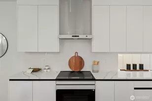 1223 N 48th St, Seattle, WA 98103 - Photo 10