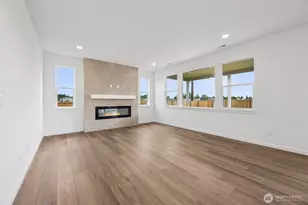 912 Lucas Ave, Buckley, WA 98321 - Photo 12