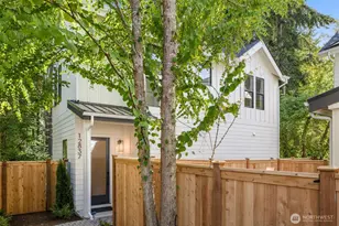 12837 NE 91st St, Kirkland, WA 98033 - Photo 2