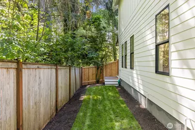 12837 NE 91st Street, Kirkland, WA 98033 - Photo 32