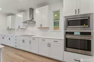 15706 210th Ave E, Bonney Lake, WA 98391 - Photo 10