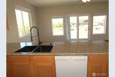 1080 Greenview Court SW, Ocean Shores, WA 98569 - Photo 8