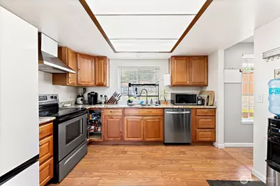 10319 SE 228th St, Kent, WA 98031 - Photo 10