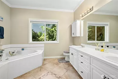 12232 SE 80th Way, Newcastle, WA 98056 - Photo 18