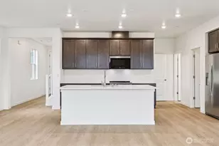 10316 6th Pl SE, Lake Stevens, WA 98258 - Photo 14