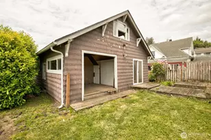 212 Hayes St, Hoquiam, WA 98550 - Photo 36