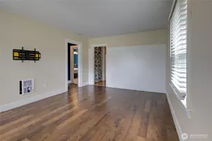 212 Hayes St, Hoquiam, WA 98550 - Photo 4