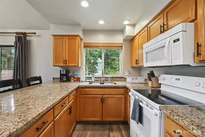 1051 Yellowstone, Snoqualmie Pass, WA 98068 - Photo 10