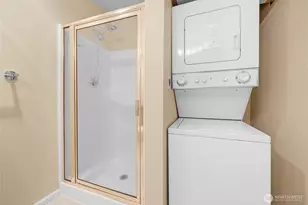 4343 Roosevelt Way NE, Seattle, WA 98105 - Photo 26