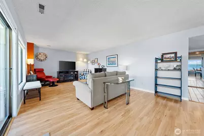 28313 Redondo Way S #102, Des Moines, WA 98198 - Photo 6