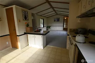 604 Blueberry Ln, Gold Bar, WA 98251 - Photo 10