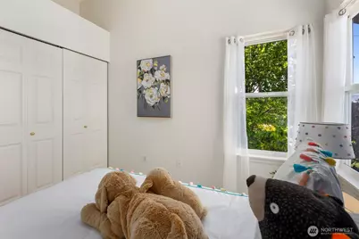 104 NE 94th Street, Seattle, WA 98115 - Photo 16